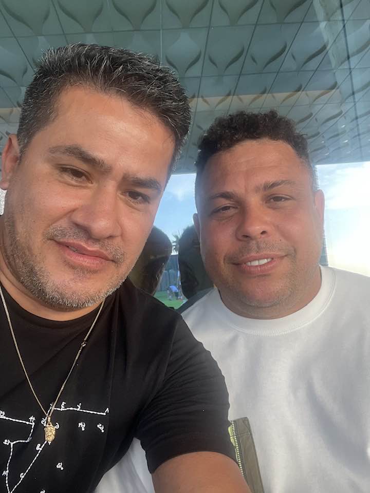 Connecting players 4